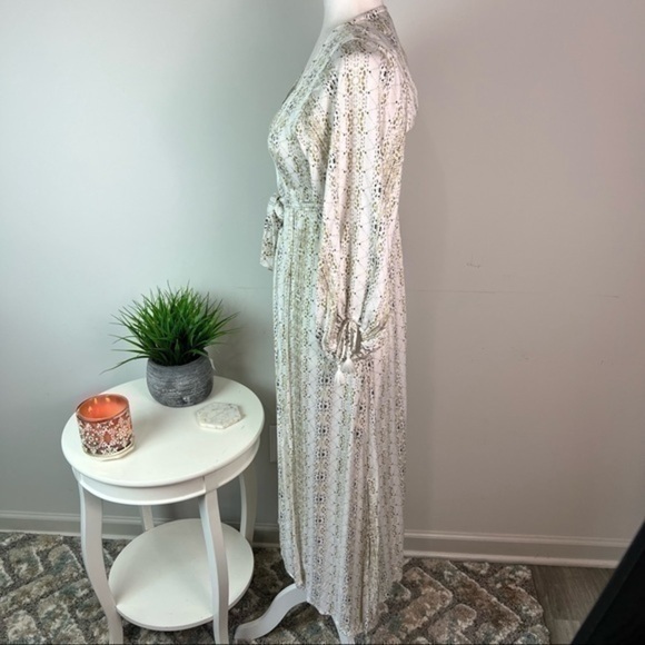 Faithfull The Brand womens Printed  Midi Wrap Dress size small - Picture 6 of 10